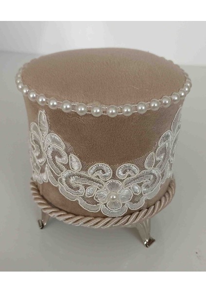 Metal Ayaklı Kadife Kaplı Güpürlü ve Inci Süslemeli Iğnelik Hediyelik Bohçalık Çeyizlik indirimleri