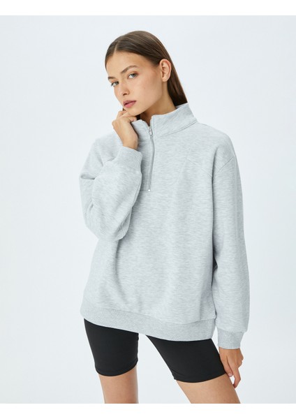 Yarım Fermuarlı Dikiş Detaylı Oversize Spor Sweatshirt