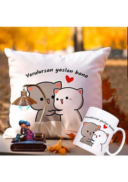 Sevgiliye Hediye Romantik Gece Lambası & Yorulursan Yaslan Bana Puf Yastık & Kupa