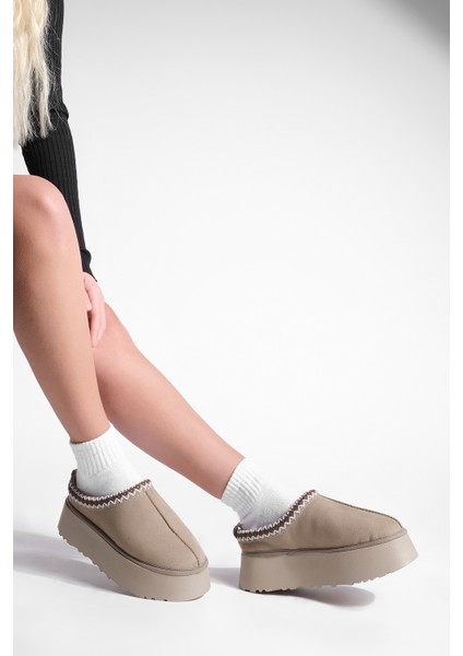 Kadın İçi Kürklü Kalın Taban Önü Kapalı Günlük Kışlık Terlik Furenta Vizon Süet