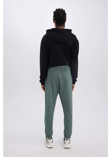 Fit Sporcu Jogger Eşofman Altı Standart Fit Basic Düz Cepli Beli Paçası Lastikli D3742AX24WN indirimleri