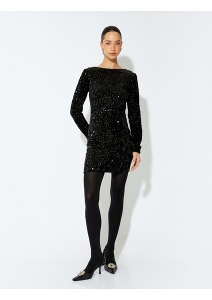 Yuvarlak Yaka Uzun Kollu Slim Fit Mini Pullu Payetli Kalem Elbise modelleri