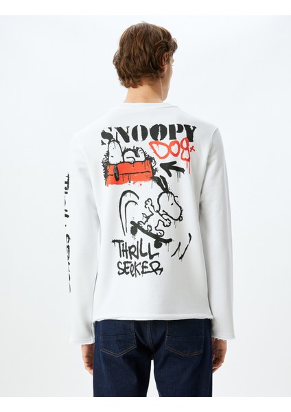 Bisiklet Yaka Uzun Kollu Pamuk Karışımlı Lisanslı Snoopy Sweatshirt fırsatları