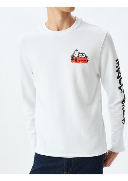 Bisiklet Yaka Uzun Kollu Pamuk Karışımlı Lisanslı Snoopy Sweatshirt indirimleri