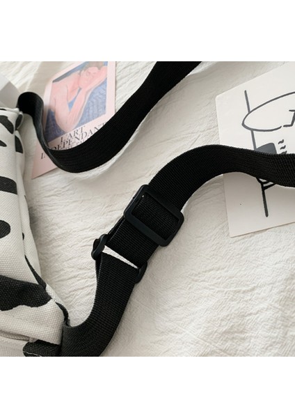 Inek Kanvas Küçük Messenger Çanta Vahşi Kız Sevimli Öğrenci Göğüs Kadın (Yurt Dışından) modelleri