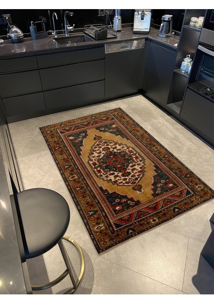 Kahverengi Renklerdinde Geleneksel Geometrik Modern Dekoratif Halı MIRAVIP473