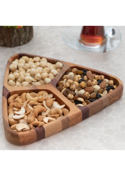 Üçgen Şeklinde 3 Gözlü Lüks Çerezlik 21 x 21 cm