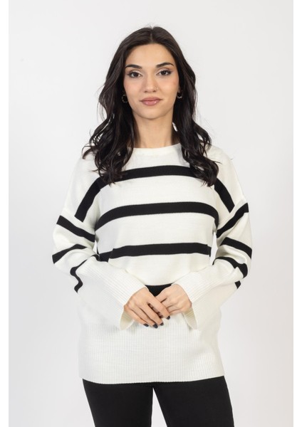 Vs Kadın O Yaka Triko Kazak 23 592 Emy 23K Ekru Siyah