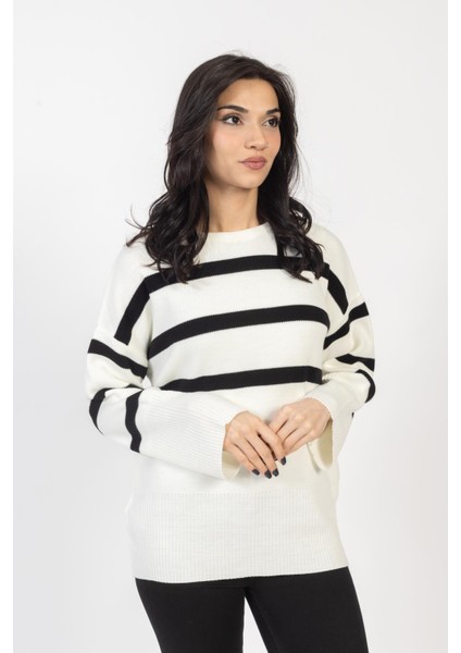 Vs Kadın O Yaka Triko Kazak 23 592 Emy 23K Ekru Siyah modelleri