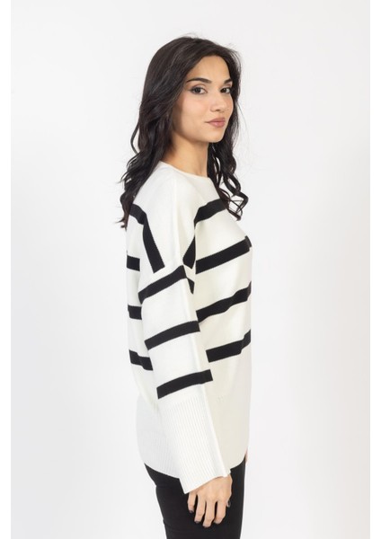 Vs Kadın O Yaka Triko Kazak 23 592 Emy 23K Ekru Siyah fırsatları