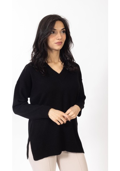 Vs Kadın V Yaka Triko Kazak 23 1153 Emy 23K Siyah modelleri