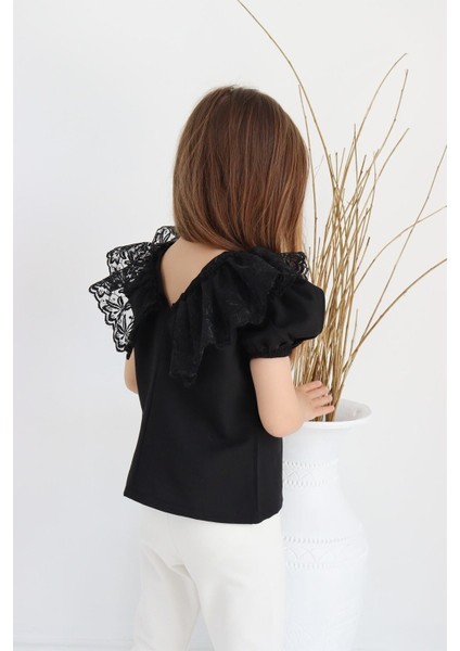 Kız Çocuk Siyah Bisiklet Yaka Dantelli Kısa Kol 23 Nisan Bluz Gömlek Abiye