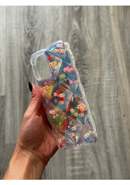 iPhone 15 Plus Uyumlu Kılıf Şeffaf ve Hologram Yastık Desenli Silikon Kılıf