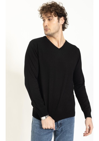 Vs Erkek V Yaka Kazak 22 16 Trk 23K Siyah modelleri