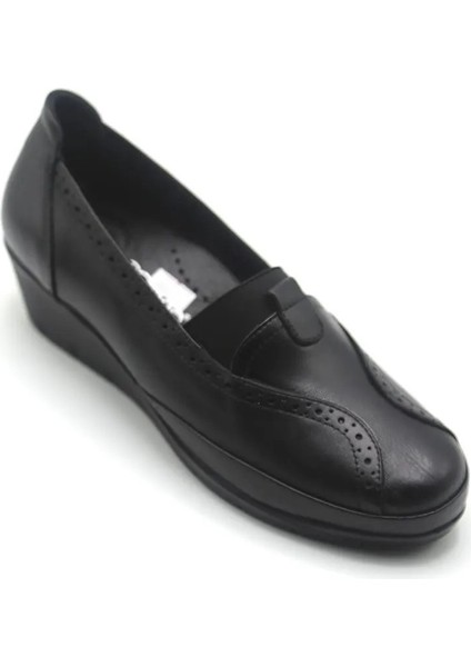 888-24 Deri Anatomik Lastikli Dolgu Topuk Kadın Ayakkabı