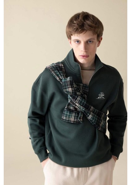 C6132 Comfort Regular Fit Rahat Kalıp Fermuarlı Dik Yaka Yazı Baskılı Sweatshirt