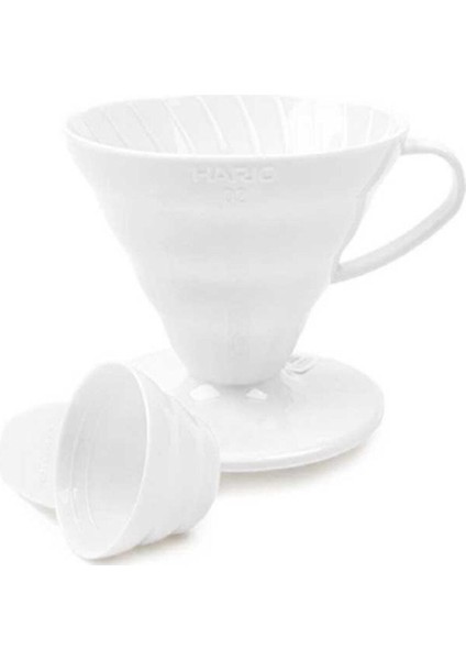 Beyaz Plastik V60 02 Dripper, Pratik ve Şık Kahve Demleme Aleti