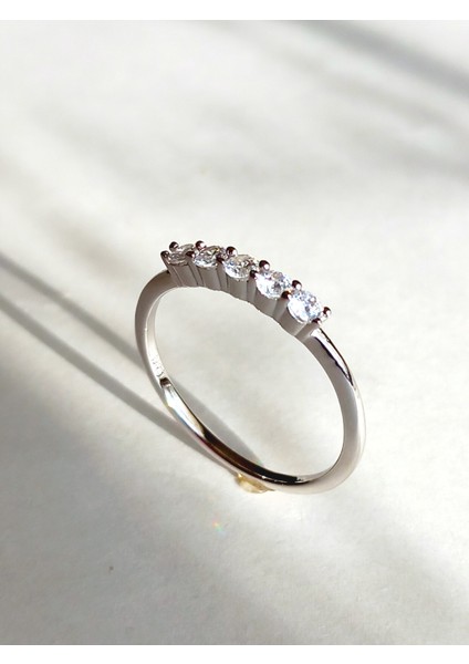 Gümüş Özel Pembe Beş Taş Yarım Turlu Tasarım Kadın Yüzük Öğretmenler Günü Hediye