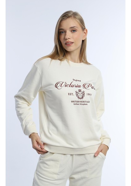Kadın 3 Iplik Şardonsuz United Kingdom Nakışlı Sweatshirt Bordo fiyatları