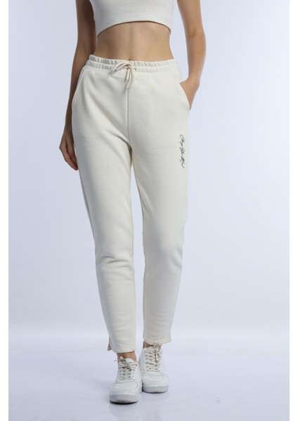 Kadın 3 Iplik Şardonsuz Change Your Mind Nakışlı Eşofman Altı Ekru fiyatları