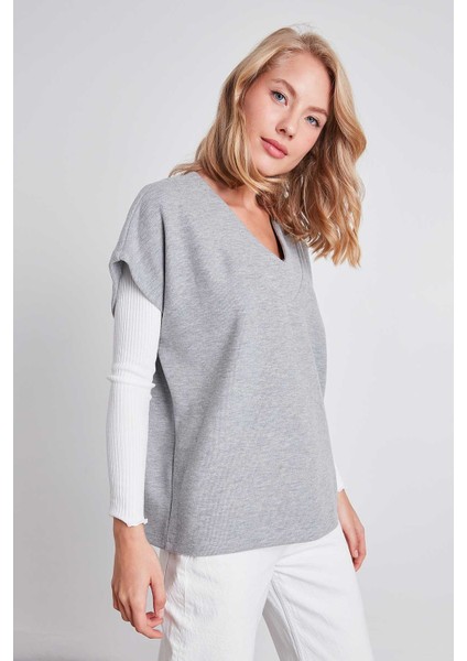 V Yaka Düşük Kol Örme Sweat