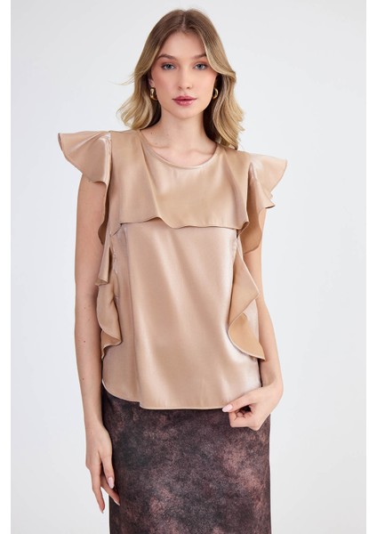 Kolları Fırfırlı Parlak Bluz