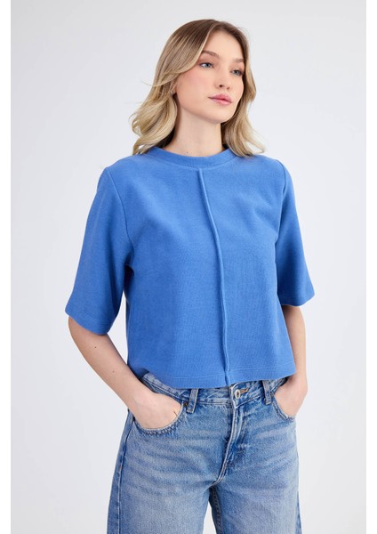 Yuvarlak Yaka Önden Dikişli Kısa Kol Crop Triko Bluz modelleri