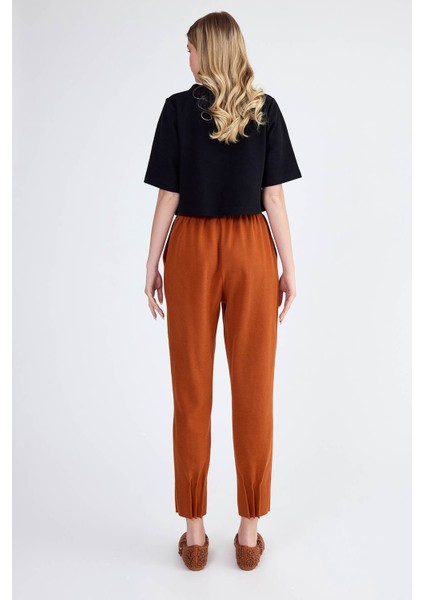 Beli Lastikli Paçası Pileli Triko Pantolon fırsatları