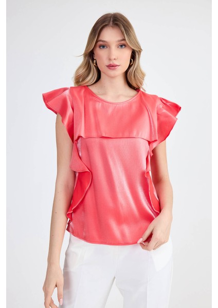 Kolları Fırfırlı Parlak Bluz