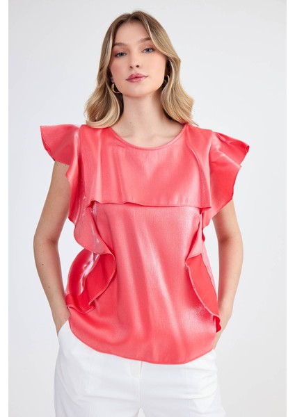 Kolları Fırfırlı Parlak Bluz modelleri