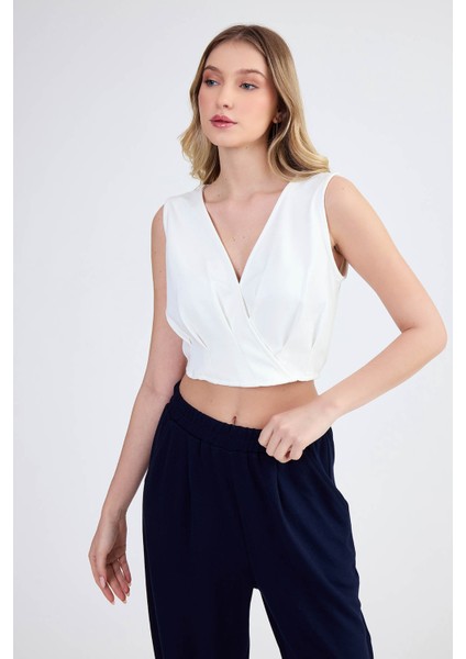Sıfır Kol V Yaka Crop Modal Bluz fırsatları