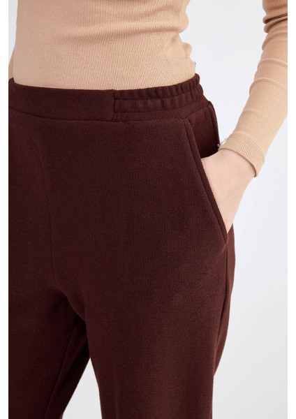 Beli Lastikli Paçası Pileli Triko Pantolon indirimleri