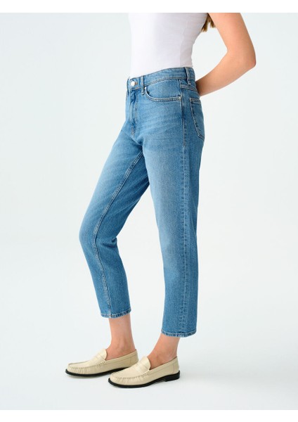 Mom Slim Fit Kadın Pantolon fırsatları