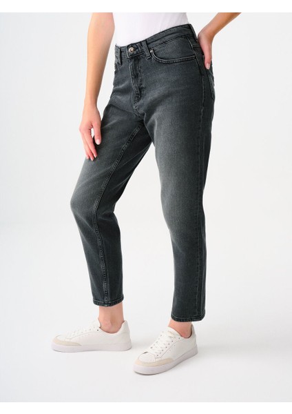 Mom Slim Fit Kadın Pantolon modelleri