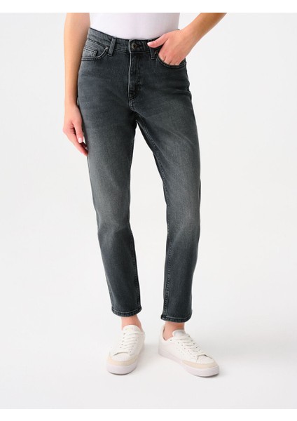 Mom Slim Fit Kadın Pantolon fiyatları