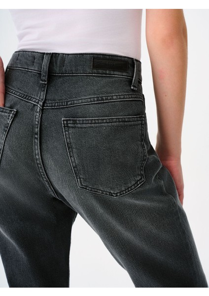 Mom Slim Fit Kadın Pantolon indirimleri