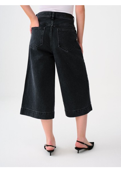 Culotte Cropped Regular Fit Kadın Pantolon fırsatları