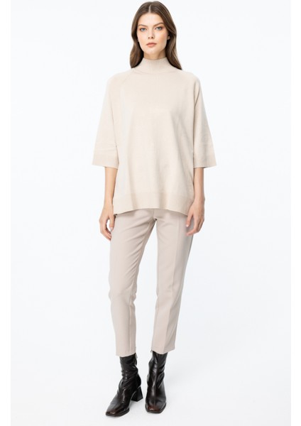 Arkası Düğme Detaylı Triko Kazak BEJ-45310