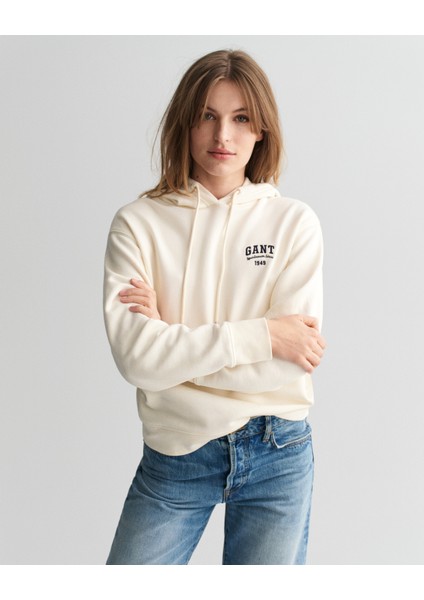 Kadın Beyaz Relaxed Fit Kapüşonlu Logolu Sweatshirt 4201272.130