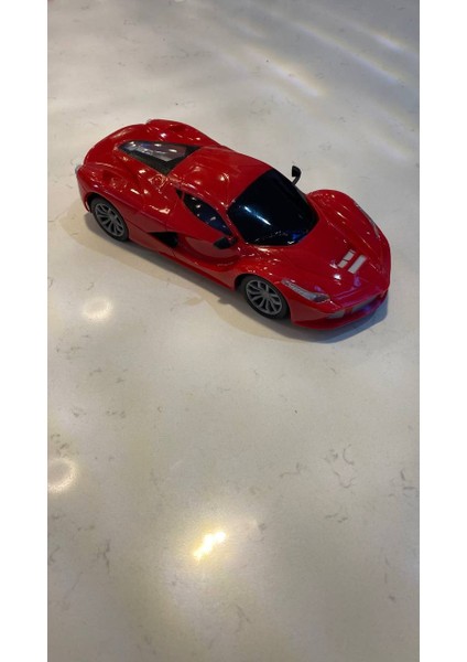 Uzaktan Kumandalı Pilli Işıklı Spor Yarış Arabası modelleri