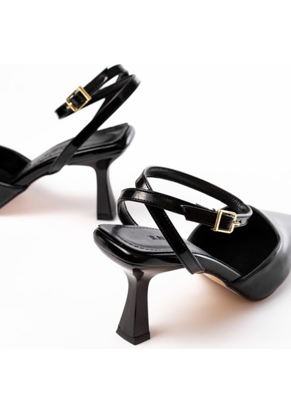 ST-004 Siyah Rugan Günlük 7 cm Topuklu Bayan Ayakkabı fırsatları