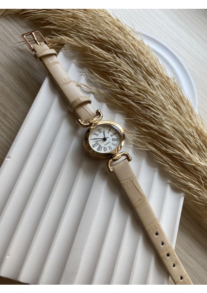 Retro Minimal Deri Kordon Vintage Kadın Kol Saati