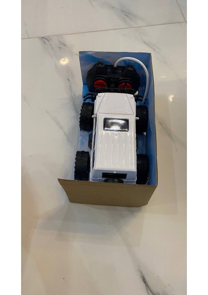 Uzaktan Kumandalı Işıklı Off Road Jeep Full Fonksiyonlu Pilli Oyuncak Araba fırsatları