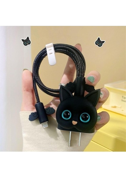 Siyah Kedi Toparlayıcı Kablo Koruyucu Şarj Kılıfı iPhone 18W/20W ile Uyumlu