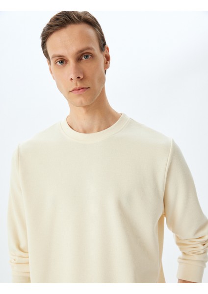Pamuk Karışımlı Dokulu Basic Bisiklet Yaka Sweatshirt