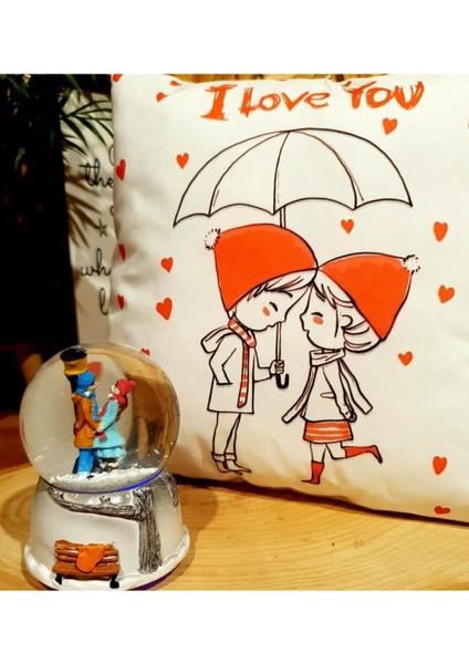 Romantik Aşıklar Işıklı Kar Küresi ve Aşk Kokulu Yastık Sevgiliye Hediye