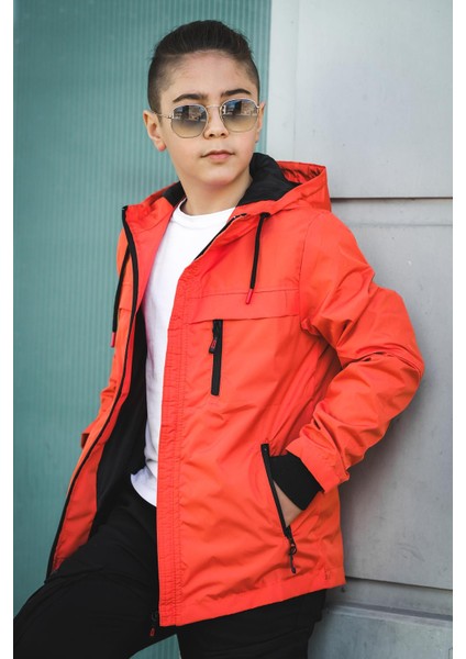 Erkek Çocuk Kapüşonlu Içi Astarlı Cepli Mevsimlik Mont modelleri