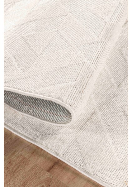 Mazza 7004 Krem Yumuşak Dokulu Modern Salon Mutfak Koridor Halısı Tozumaz Makine Halısı 160x230