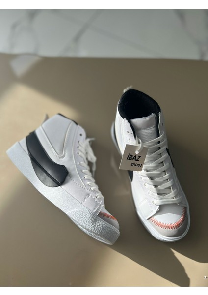 Blazer Jumbo Beyaz Siyah Bilekli Spor Ayakkabı