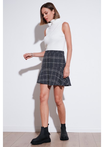 Kareli Volanlı Mini Kışlık Etek Bayan Etek 611ET00176W4